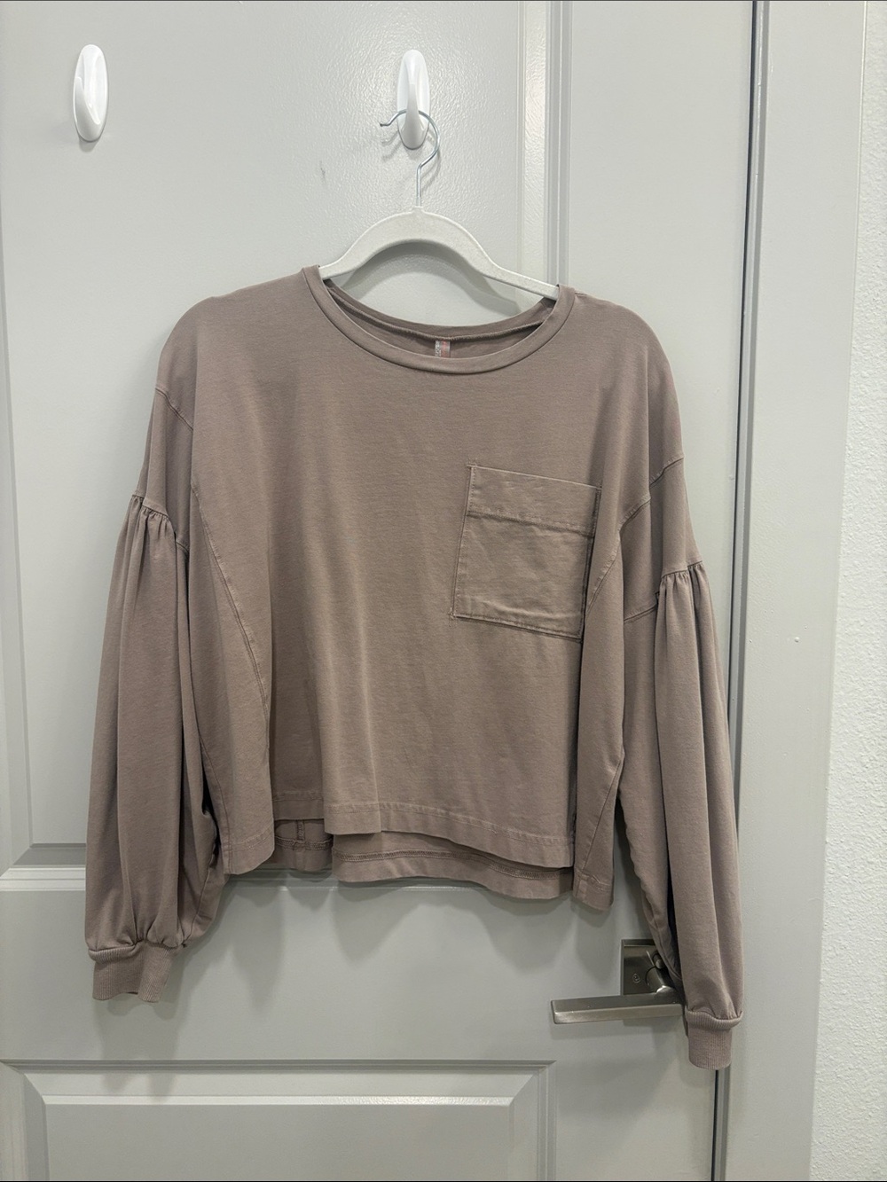 Free People Cropped Puff-Sleeve Pocket Top - Taupe
